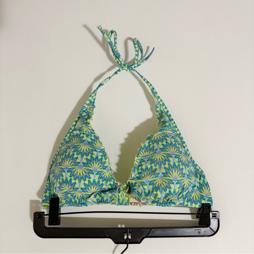 Victoria’s Secret size 34C Printed Halter Neck Tie Swim Top